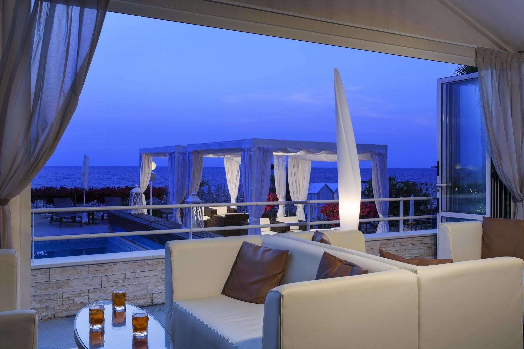 Victoria Frontemare Beach & Spa Hotel Jesolo מראה חיצוני תמונה